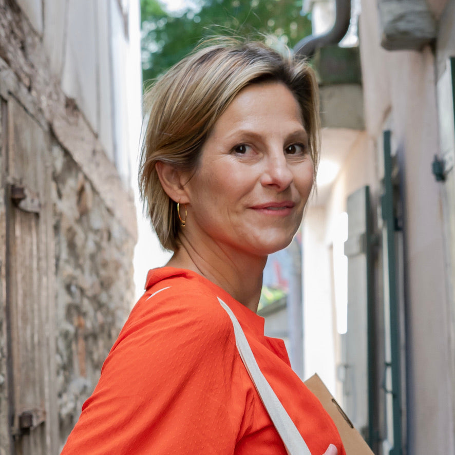 Female Founder Elisabeth Dewey Organic Mondays